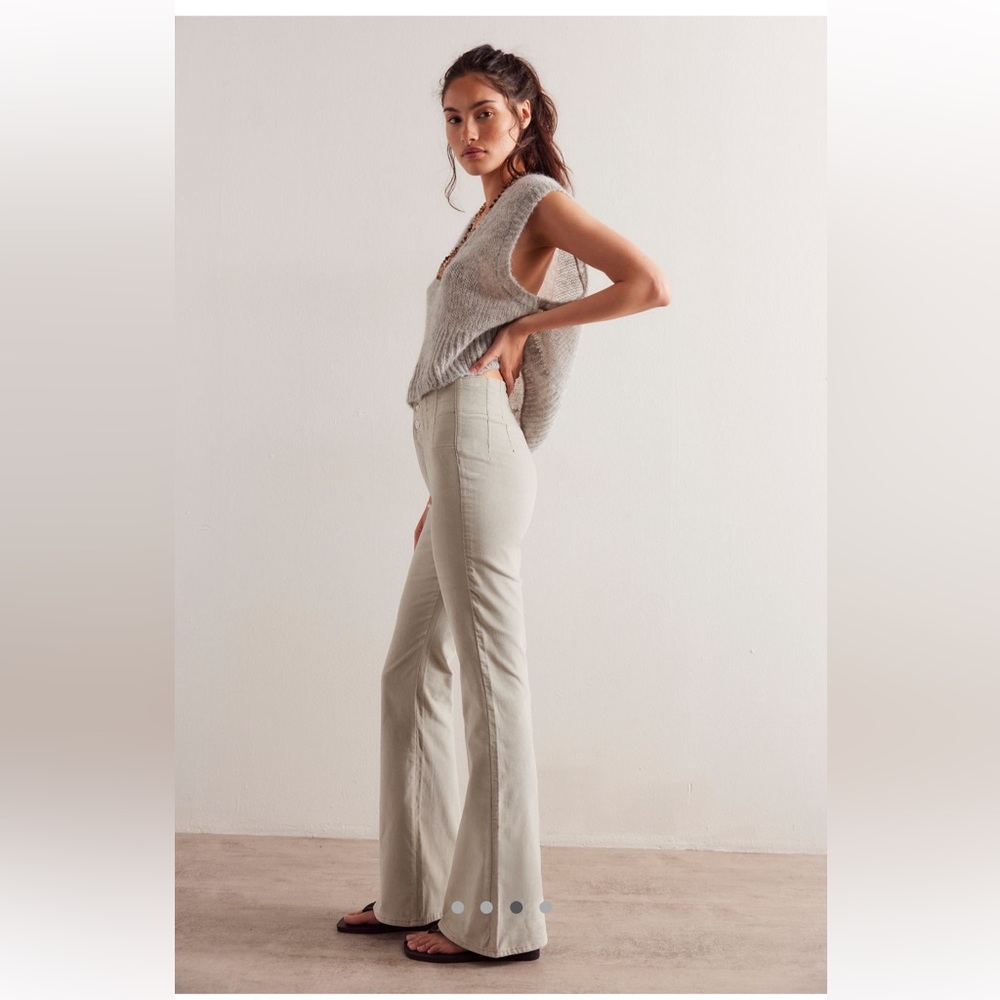 Free People Jayde Cord Flare in size 30